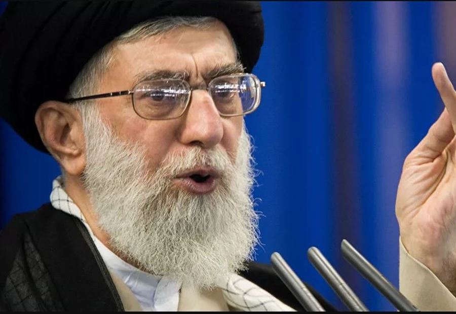 رسالة من الخامنئي إلى الحرس الثوري!