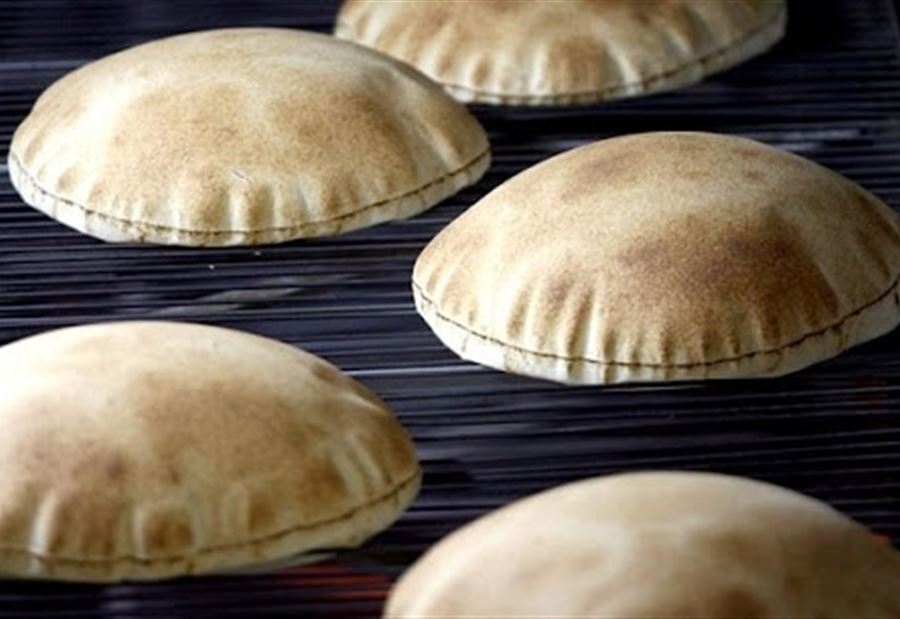 مازوتكم وخبزكم الى سوريا.. نائب يتحرَّك قضائيًا!