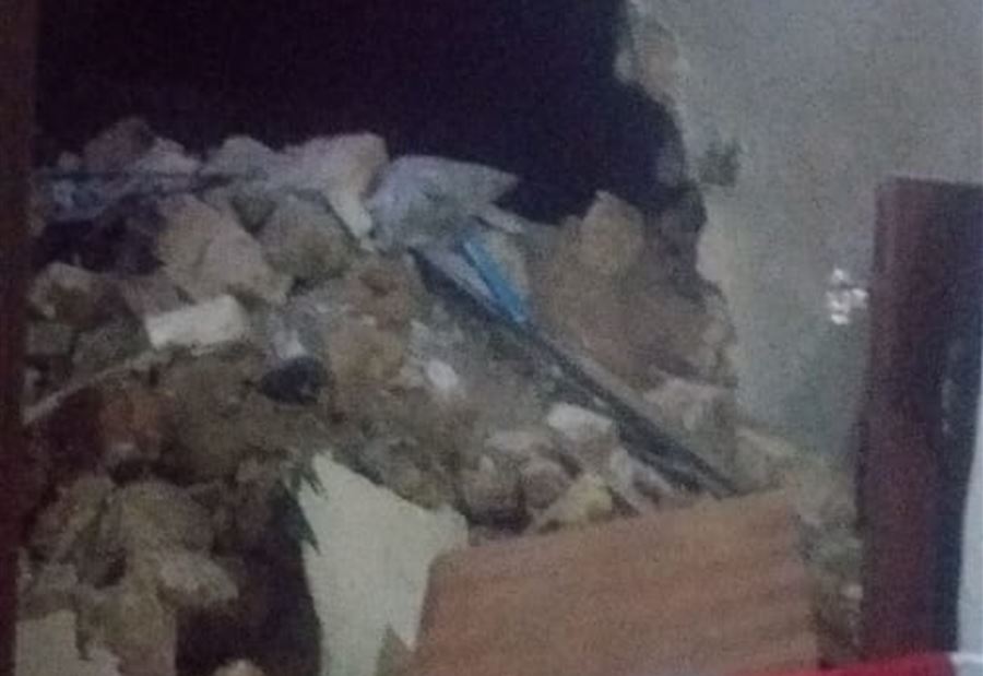 في طرابلس... عائلة تنجو بأعجوبة