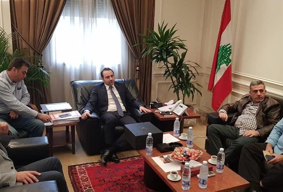 رئيس مصلحة الليطاني استقبل وفد اتحاد مزارعي الجنوب  رئيس مصلحة الليطاني استقبل وفد اتحاد مزارعي الجنوب