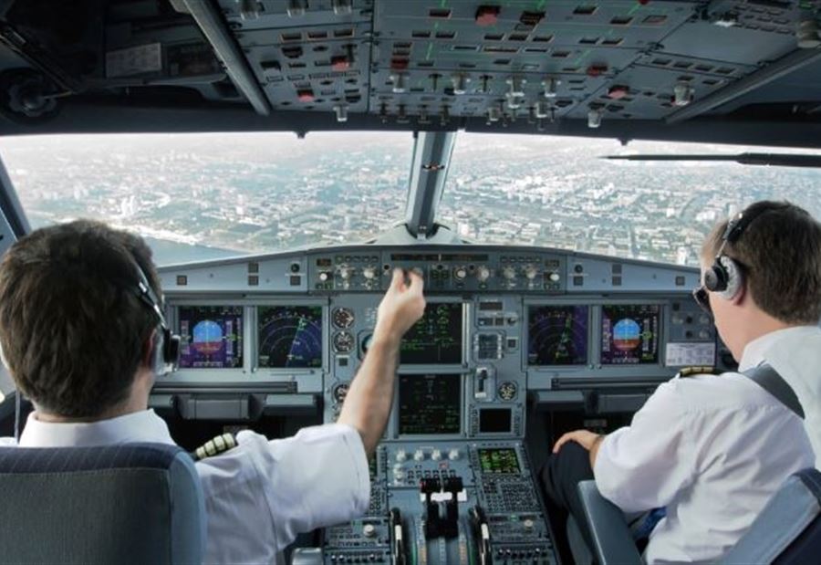 "غيّرت مسارها"... "وجبة" تثير أزمة على طائرة أميركية