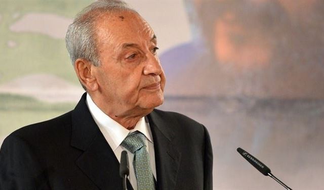 بري: يجب أن ننتهي لأنّ الوقت باتَ ضيقاً بري: يجب أن ننتهي لأنّ الوقت باتَ ضيقاً