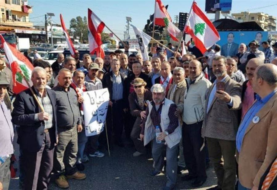 العسكريون المتقاعدون يعلنون "التعبئة العامة" 