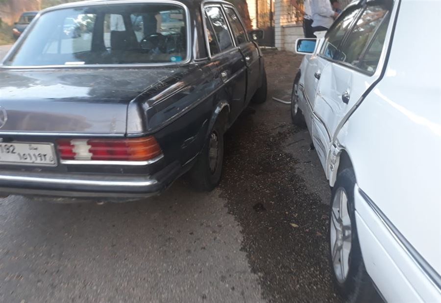 بالصورة: 3 جرحى في حادث سير على طريق النبطية 