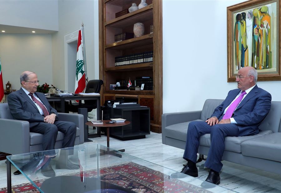 موفد جنبلاط في بعبدا 