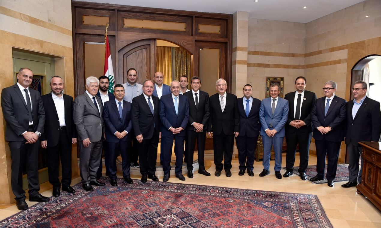 برّي "يدعو" للضغط على اسرائيل لوقف الحرب على لبنان!