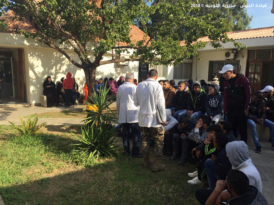 بالصور: توقيف 42 شخصاً حاولوا المغادرة عبر مركب صيد الى قبرص بالصور: توقيف 42 شخصاً حاولوا المغادرة عبر مركب صيد الى قبرص