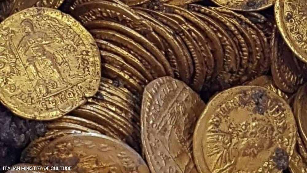 إيطاليا تعثر على الكنز الذهبي لروما القديمة