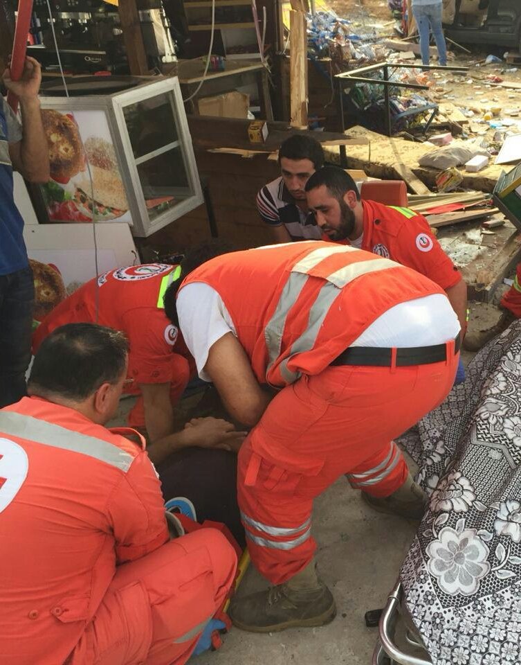 بالصور: جريحان بحادث سير في القلمون