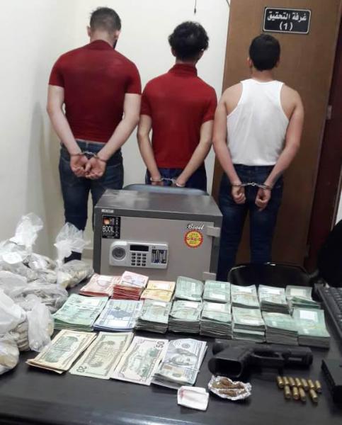 في برج البراجنة.. اقتحم "سوبر ماركت"وسرق 14 مليونا و"غلوك في برج البراجنة.. اقتحم "سوبر ماركت"وسرق 14 مليونا و"غلوك
