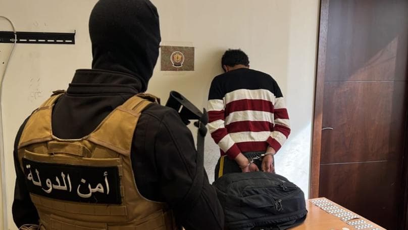 بالصور.. أمن الدولة توقف مروجاً للكبتاغون في جونية