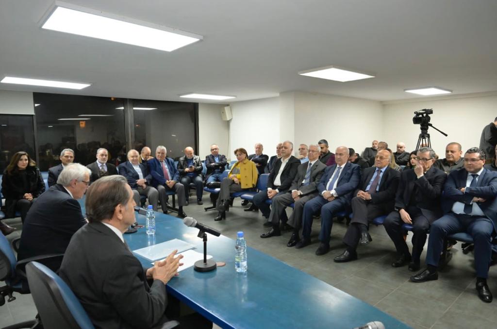 ملتقى بيروت نظّم لقاءً حوارياً حول: هل نحن على مشارف تغيير النظام؟