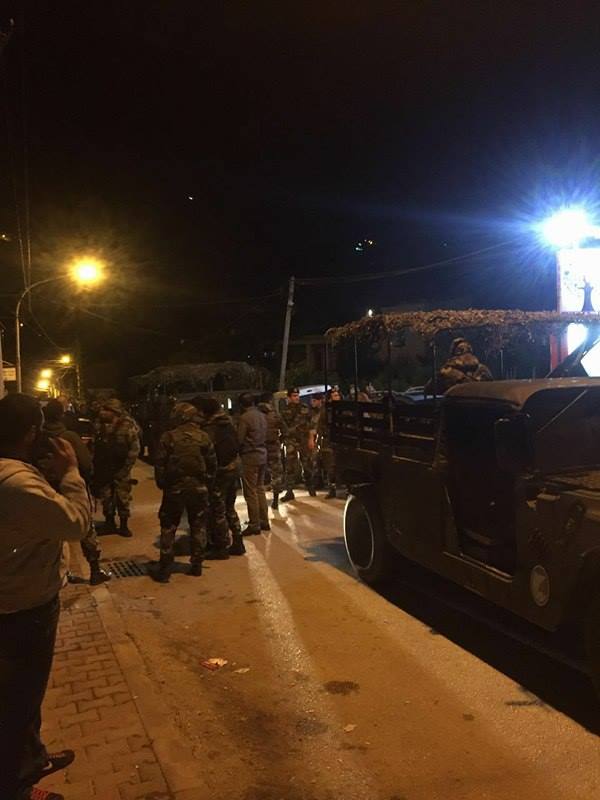 بالصور.. إشكالات وإستقدام تعزيزات عسكرية إلى بشري بالصور.. إشكالات وإستقدام تعزيزات عسكرية إلى بشري