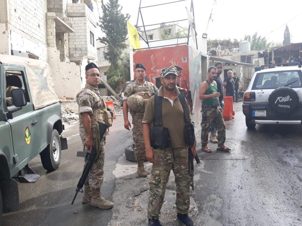 بالصور: الجيش ينتشر على مداخل المية ومية 