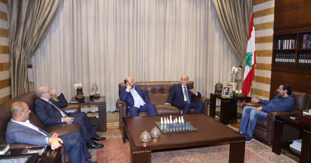 بالصور: جعجع في بيت الوسط