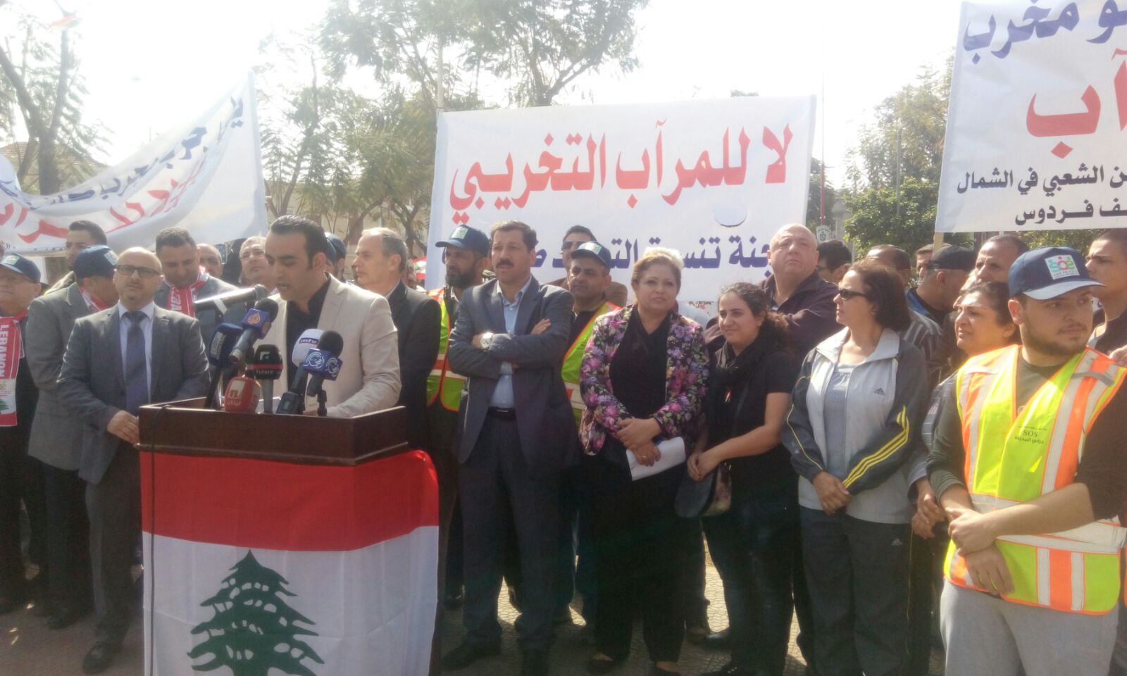 لا للمرآب التخريبي في طرابلس!