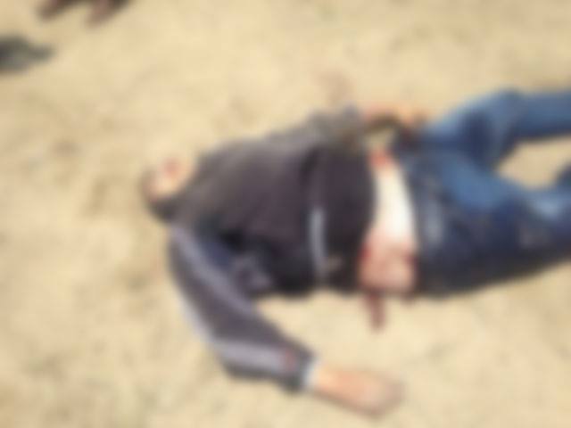 بالصور.. قتلوا ابن شقيق ابو طاقية على قبر الشهيد حمية