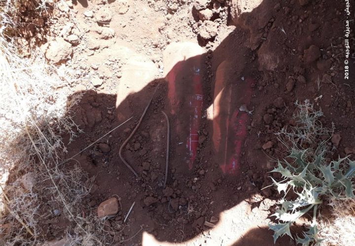 بالصور: الجيش يعثر على عبوات للتفجير في جرود عرسال 