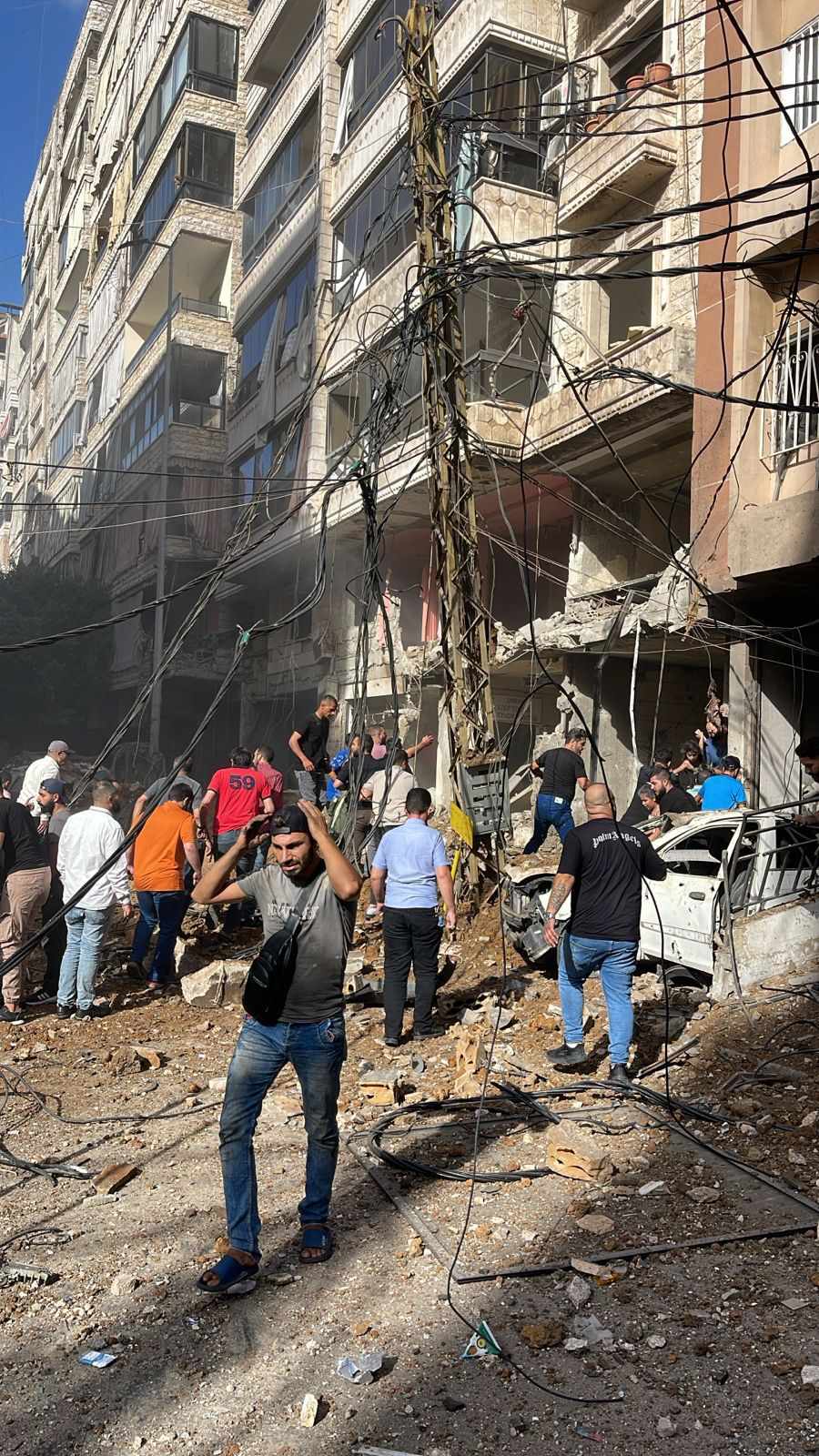 بالفيديو والصور... غارة إسرائيلة على الضاحية الجنوبية