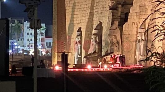 على ضوء الشموع.. غوارديولا يختتم يومه الأوّل في الأقصر
