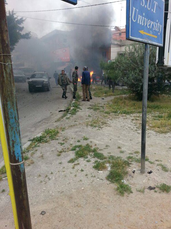 بالصور.. انفجار في صيدا استهدف مسؤولاً في حركة فتح