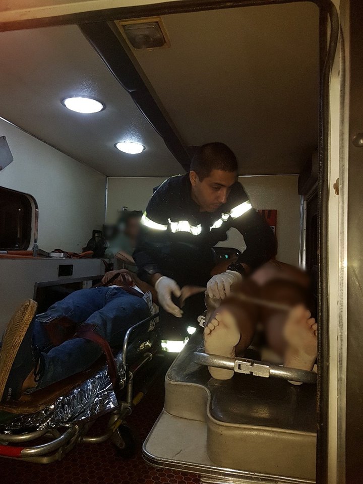  بالصور: ثلاثة جرحى اثر حادث سير على اوتوستراد جل الديب