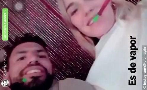 عارضة حسناء تورط أغويرو مع غوارديولا بسبب "شيشة"