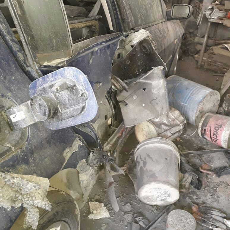 بالصور: انفجار برميل كاربير بالمدينة الصناعيّة في صور