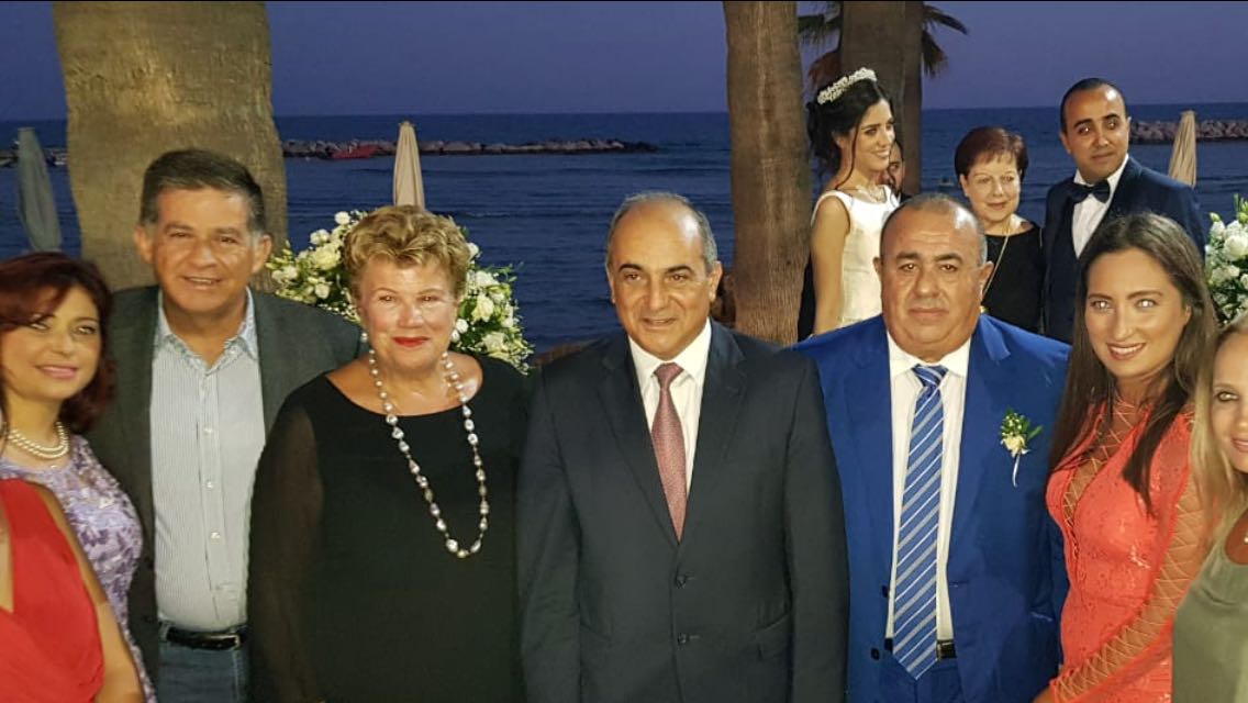 جورج عيد ورنا ريشا يدخلان القفص الذهبي! 