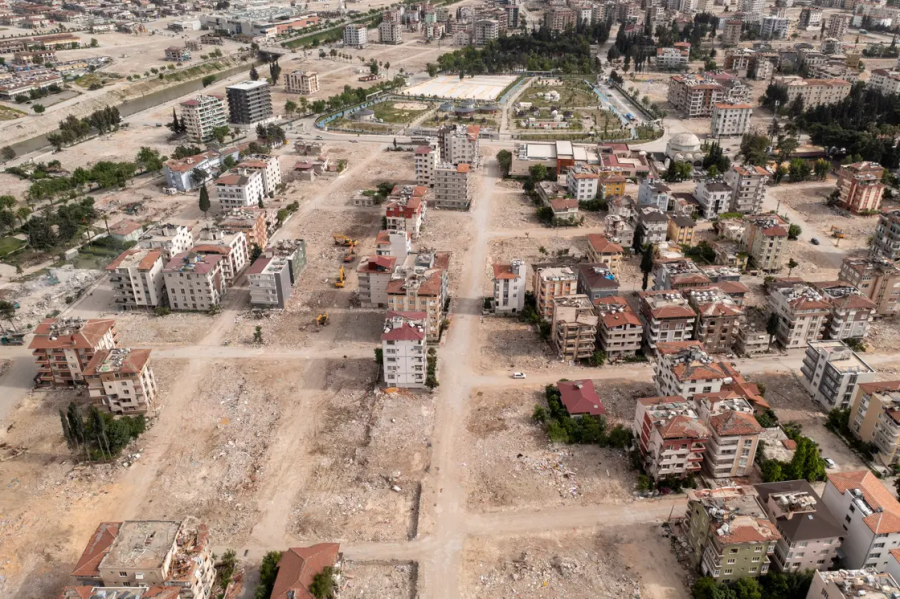 عامُ الكوارث الطبيعية.. صيف 2023 يُسدل الستار على ضحايا ومفقودين بالآلاف!