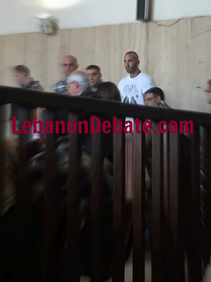 بالصورة.. "طارق يتيم" على قوس العدالة!