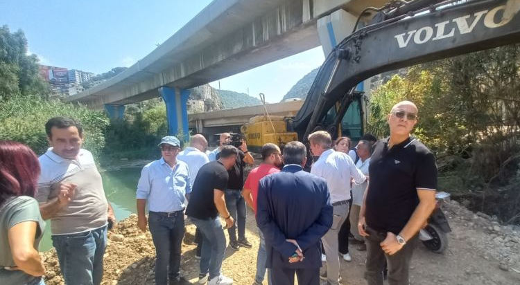 "البواخر تصل بين اليوم والغد"... فياض: نناضل لزيادة التغذية بالكهرباء 