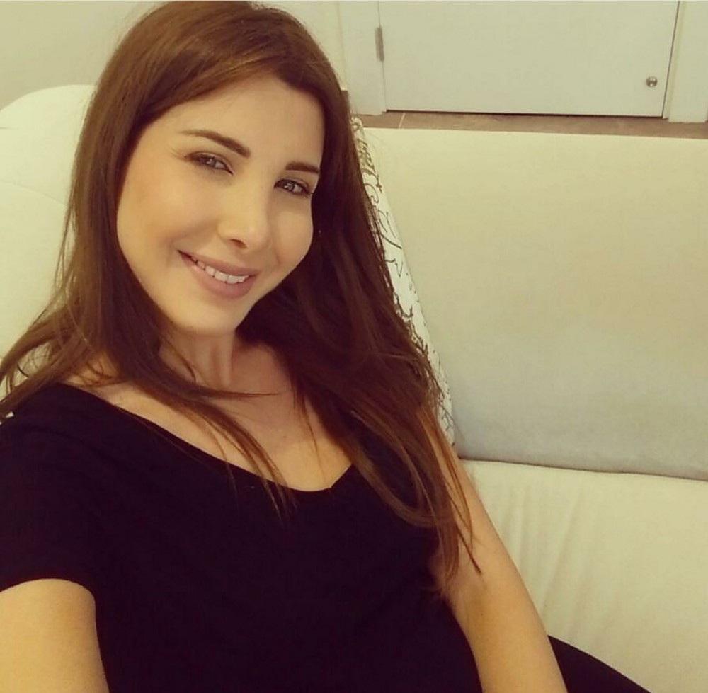 كيف تكونين جميلة من دون مكياج... تماما كالنجمات؟