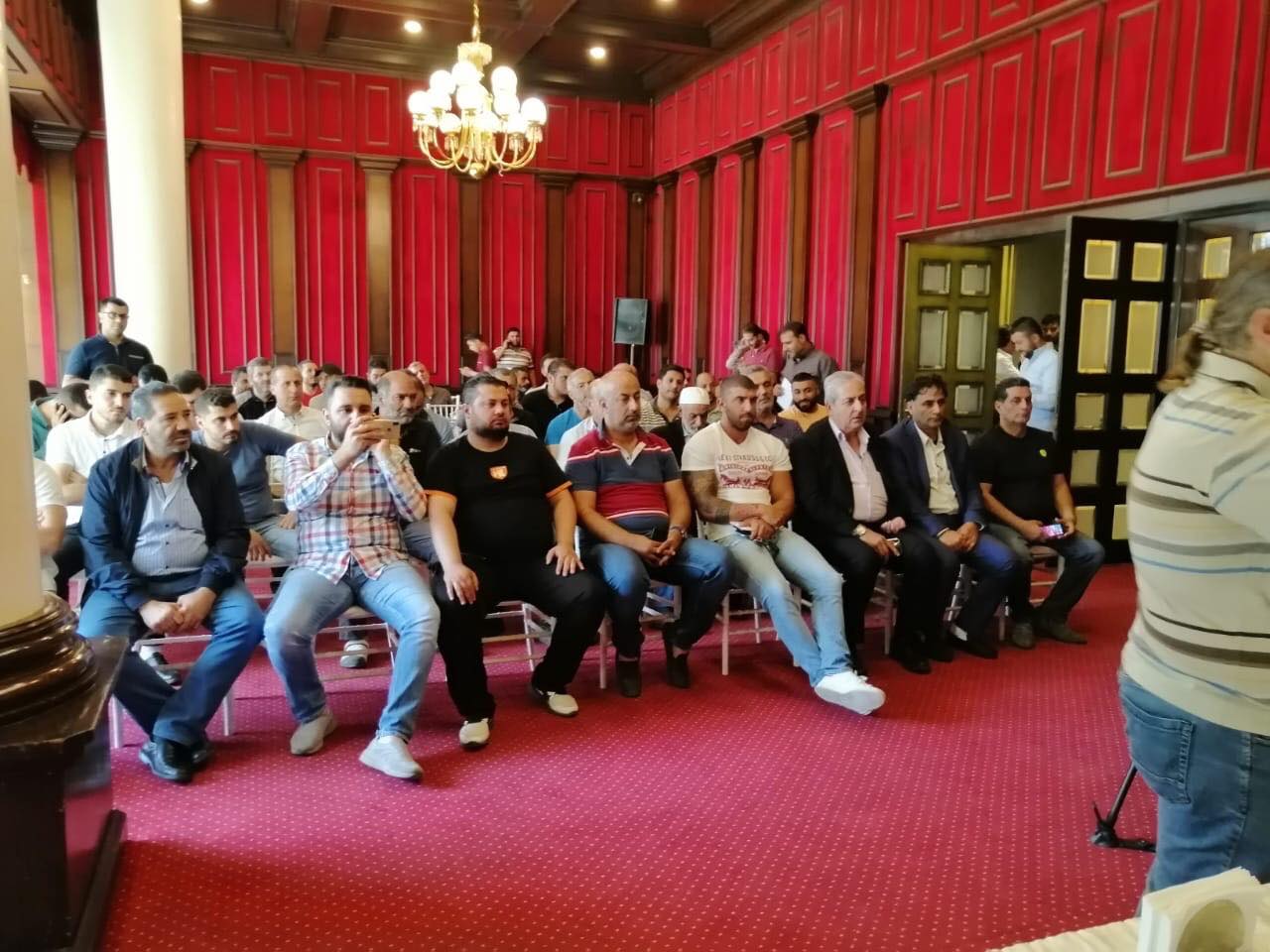 نقابة الصرافين تعلّق الاضراب