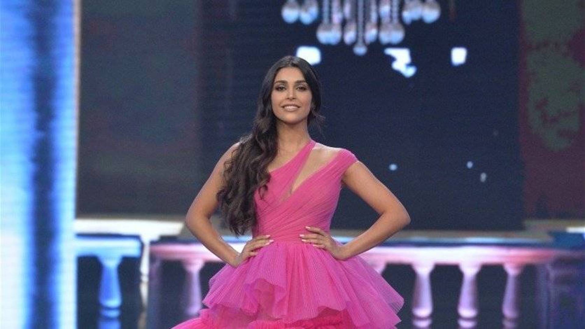 بالصور: لبنان يُتوّج ياسمينا زيتون على عرش جمال العام 2022