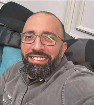 بعد استشهاد نجله... علي عمار يتوعّد "العدو": الأيام بيننا 
